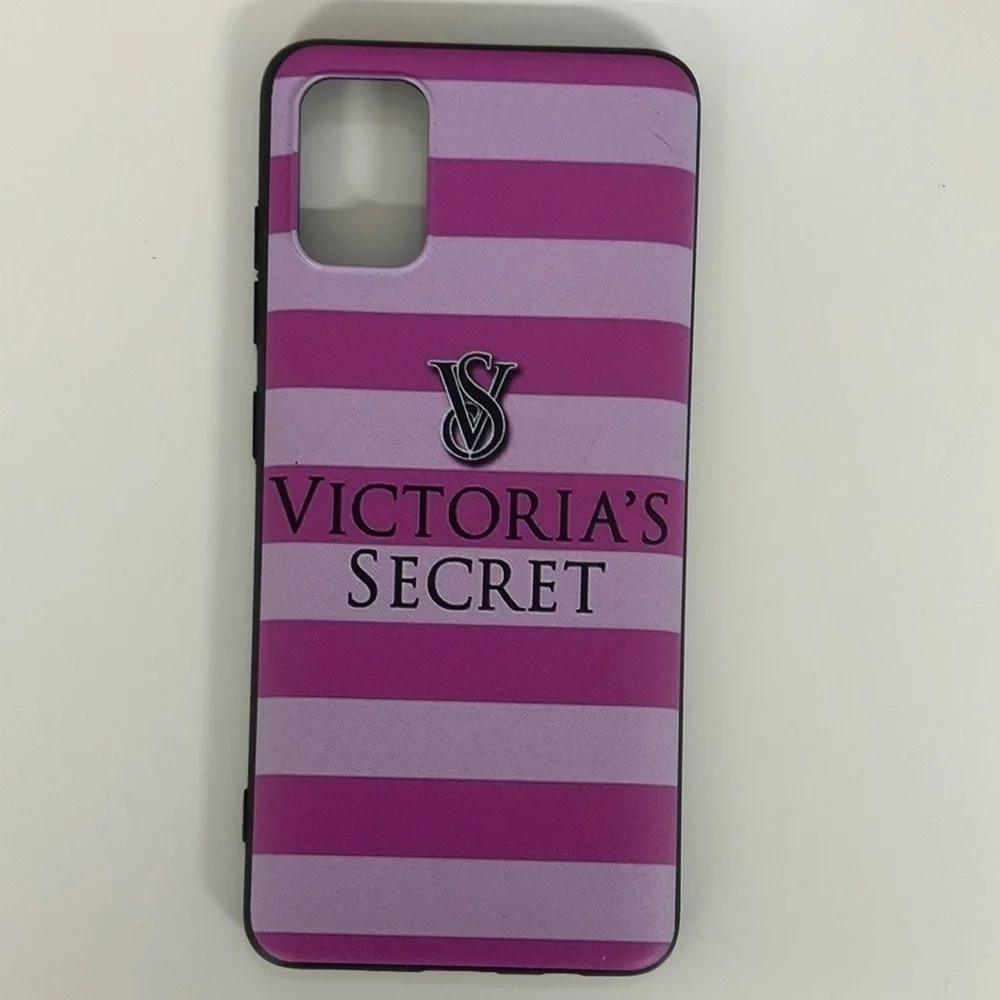 Victoria’s Secret Rubber Case Cover New Without Box